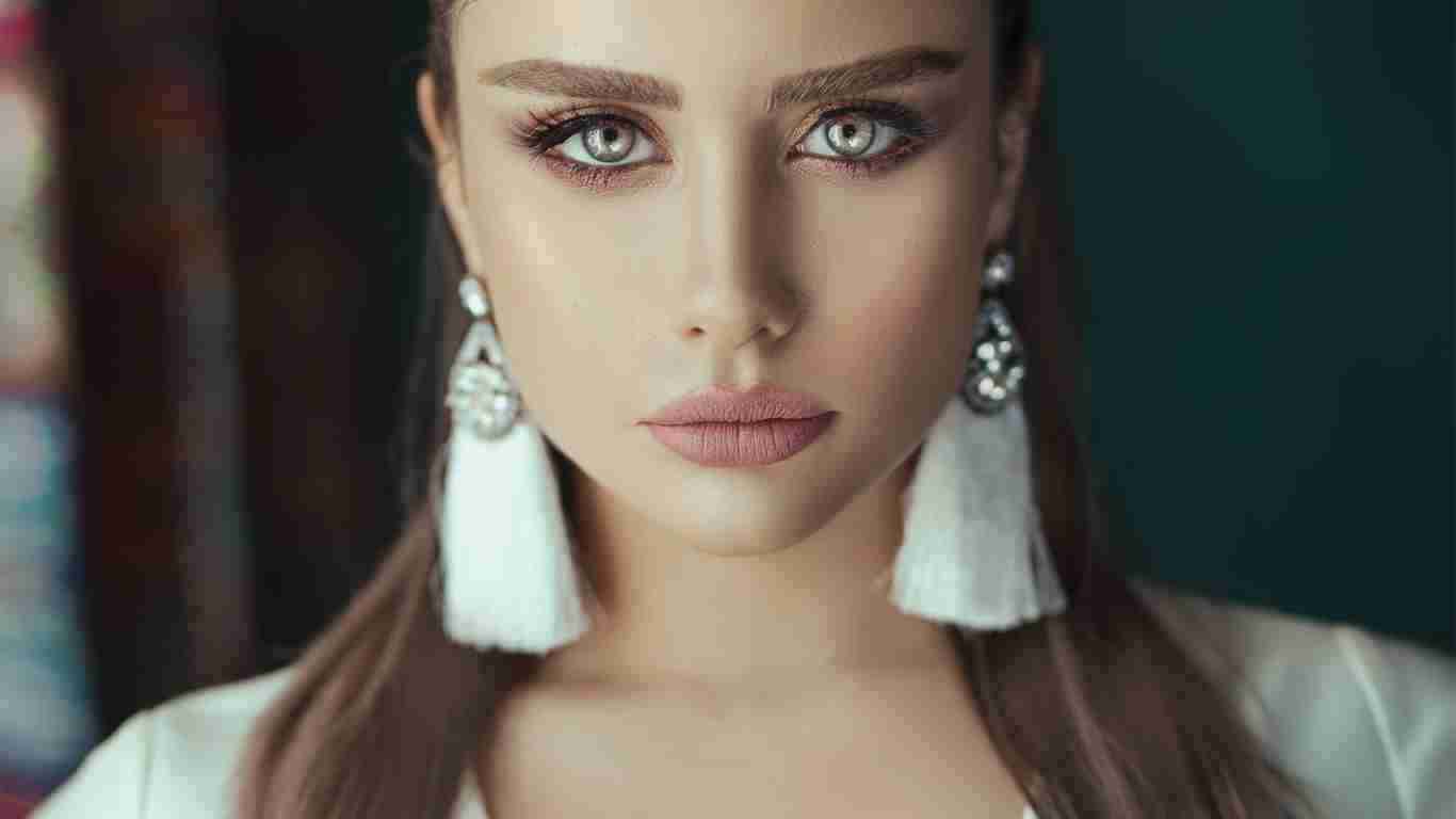 A beautiful woman with stunning green eyes