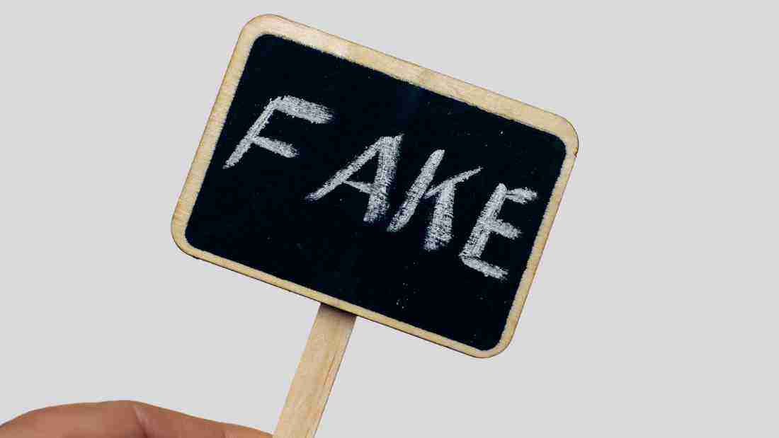 A notice with the word FAKE