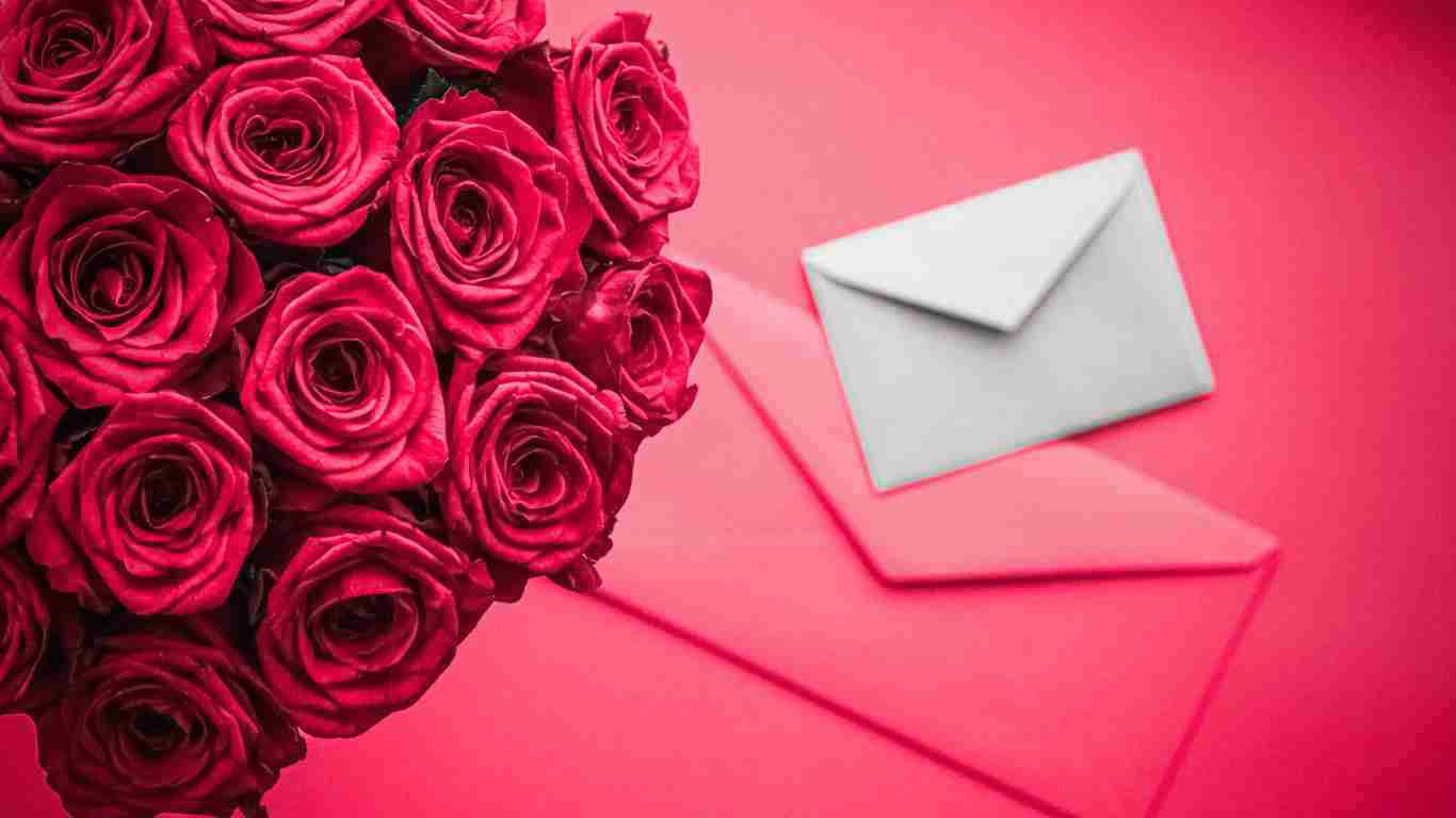 Red roses and a love letter