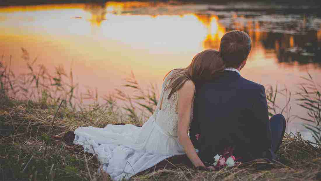 A romantic wedding photo
