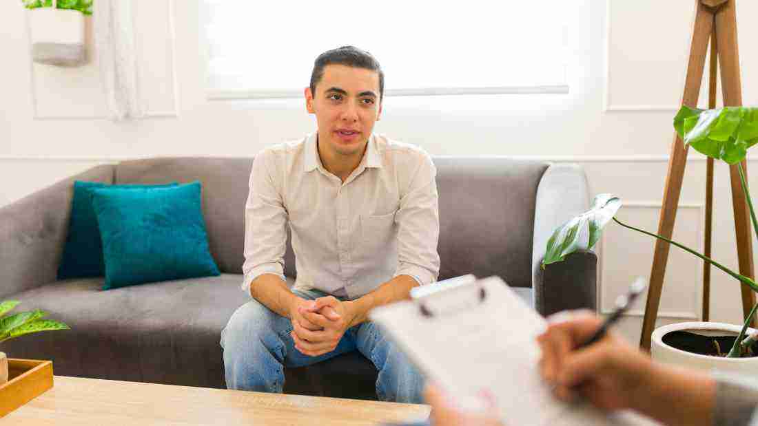 A man talking to his therapist