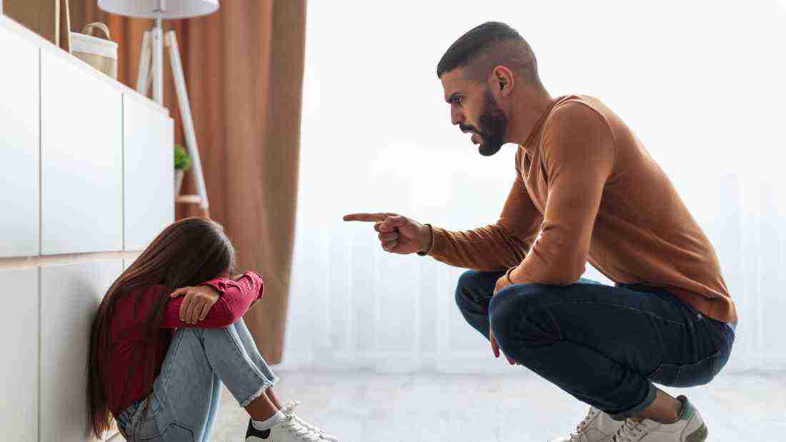 How to Protect Your Child from a Narcissistic Father