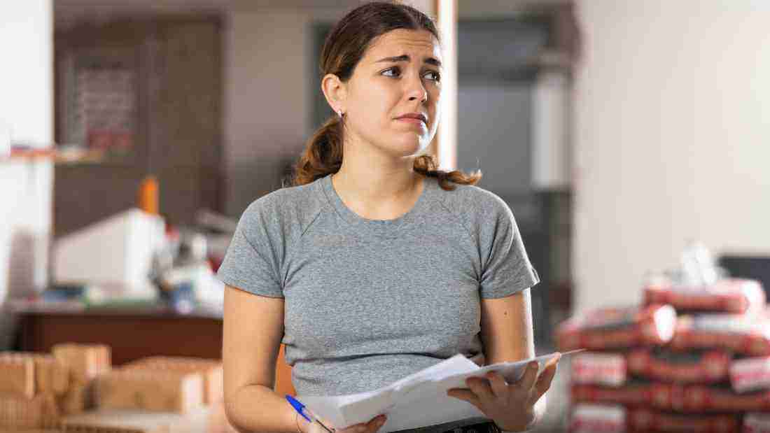 An insecure woman who does not seem to know what to do