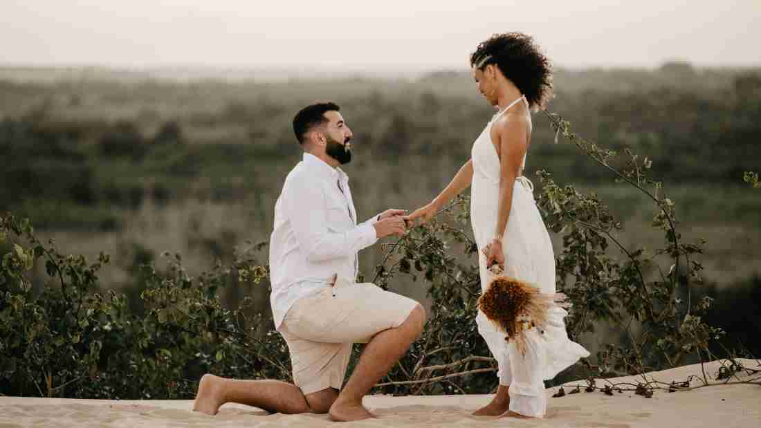 A man proposing marriage