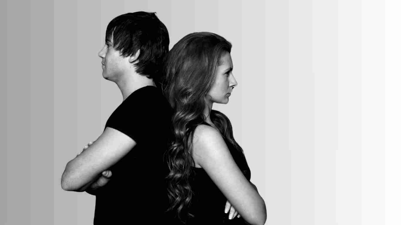 A couple refusing to look at each other