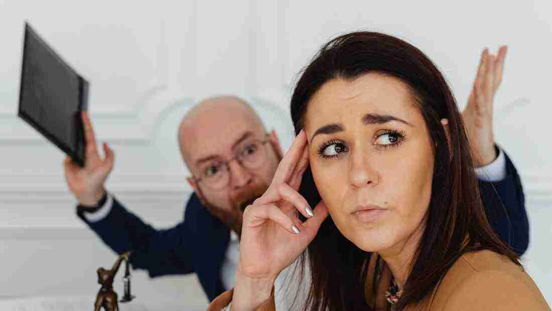 Divorce Survival Guide: Handling Narcissistic Spouses
