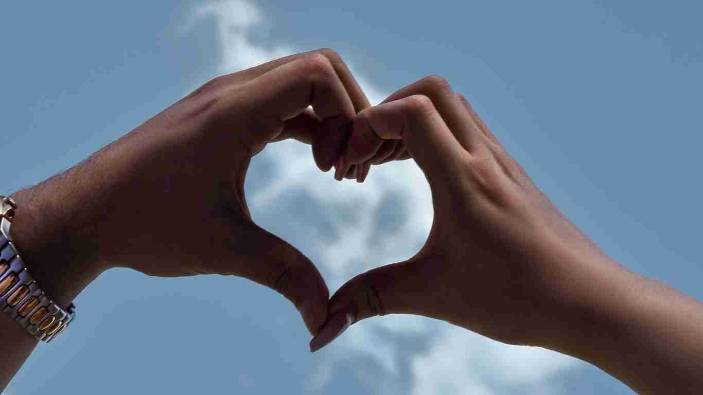 20 Mantras to Develop Resilient Self-Love and Confidence