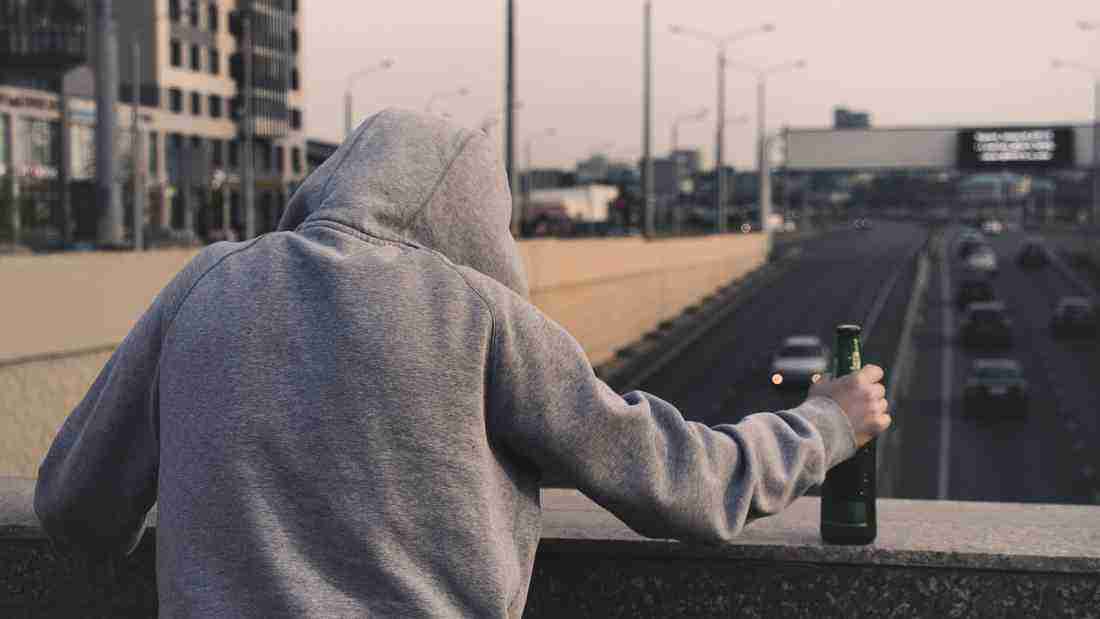 Understanding the Recurring Patterns of Toxic Behaviors in Addiction