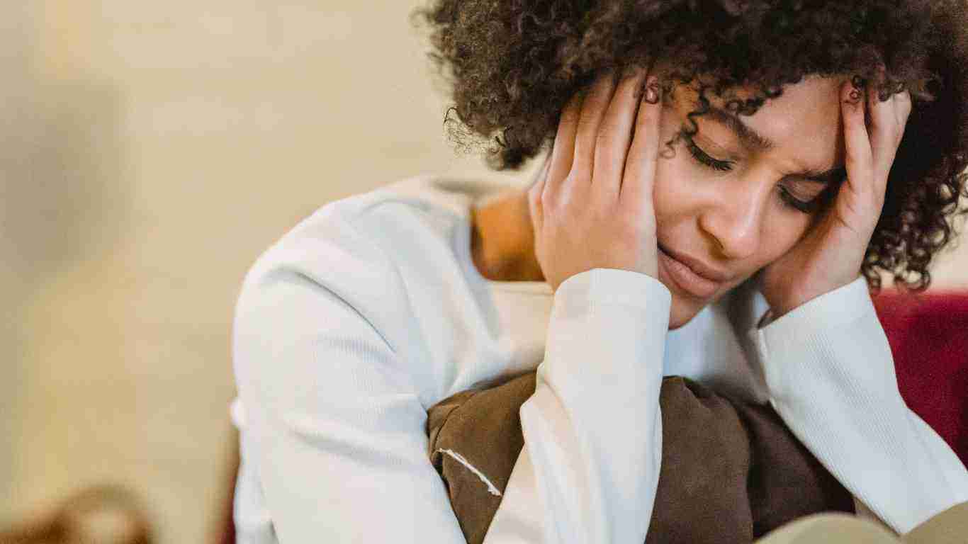 A woman who looks totally distraught
